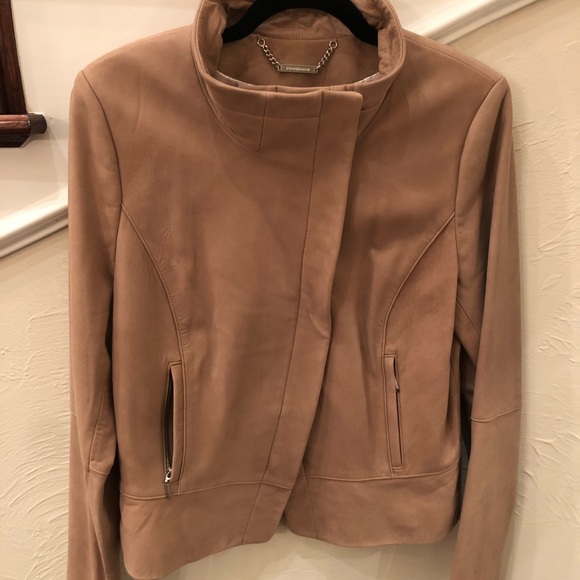 Leather Jacket-MUST Have! - Picture 15 of 16